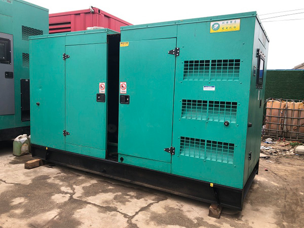 三亚怎样合理控制磷酸铁锂蓄电池的充放电倍率以延长其使用寿命？